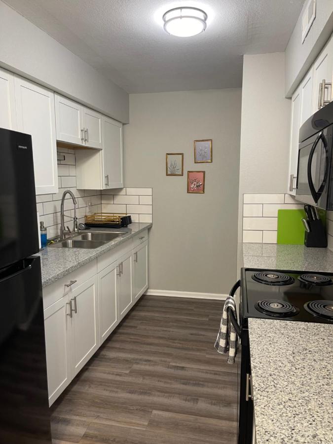 The Deannie Apt #6 - Simple And Homey 2Bd W/ Wifi Hamilton ภายนอก รูปภาพ